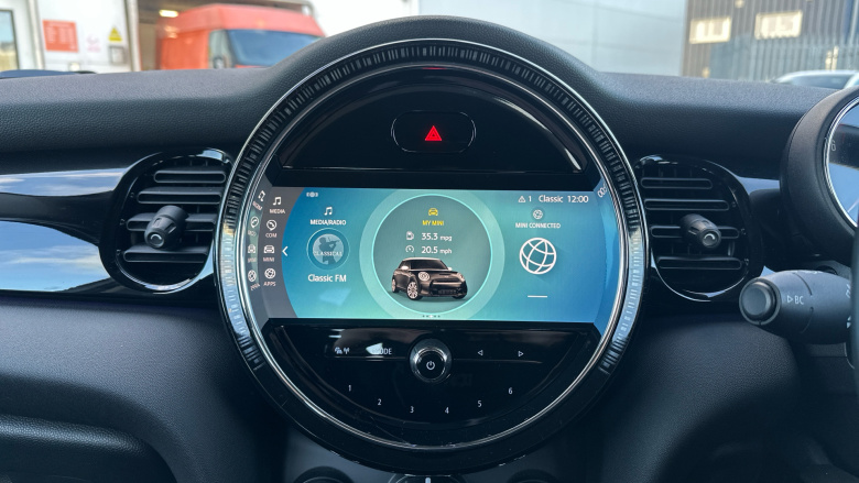 MINI Hatchback 1.5 Cooper Classic 5dr Auto Petrol Hatchback